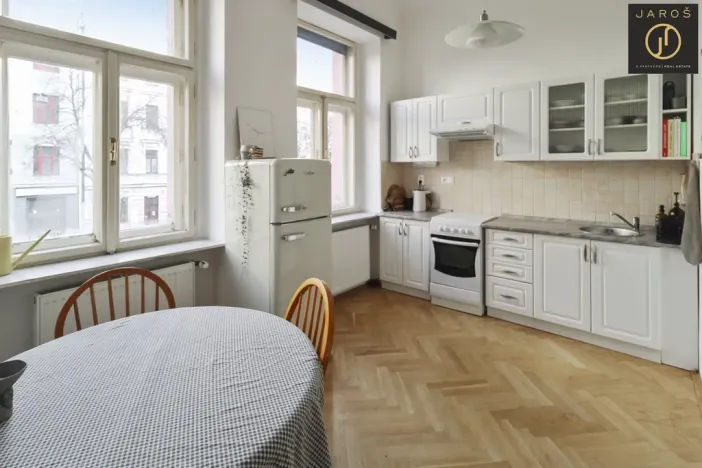 Pronájem bytu 2+kk, Praha - Bubeneč, Korunovační, 50 m2