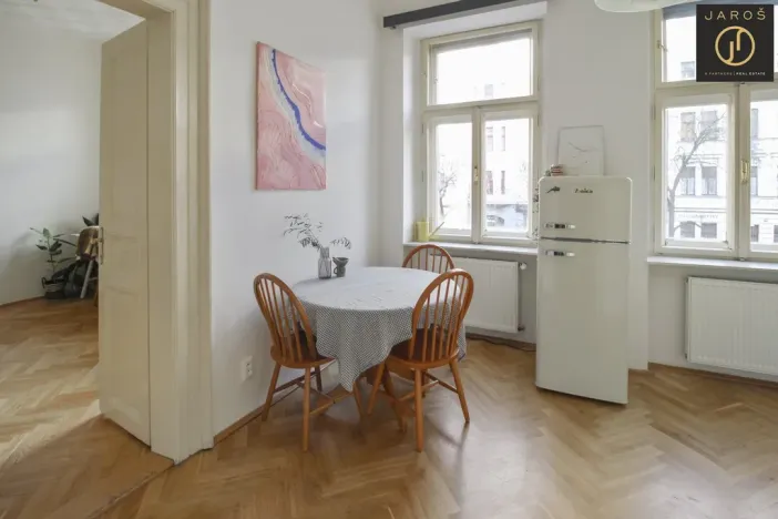 Pronájem bytu 2+kk, Praha - Bubeneč, Korunovační, 50 m2