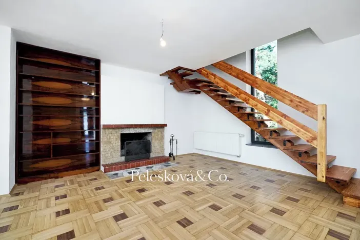 Pronájem rodinného domu, Praha - Braník, V malých domech I, 300 m2