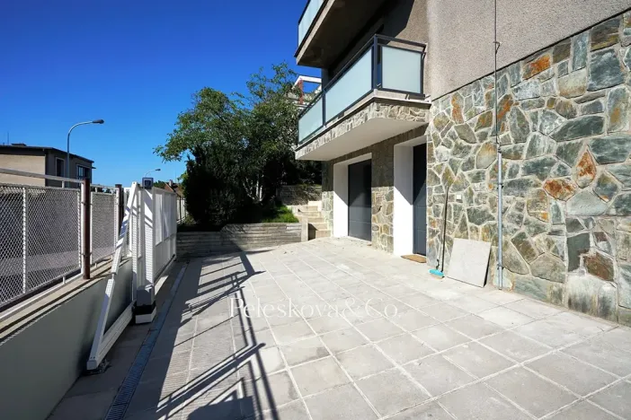 Pronájem rodinného domu, Praha - Braník, V malých domech I, 300 m2