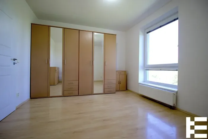 Pronájem bytu 2+kk, Praha - Prosek, Kytlická, 54 m2