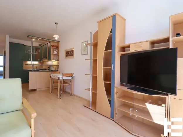 Pronájem bytu 2+kk, Praha - Prosek, Kytlická, 54 m2