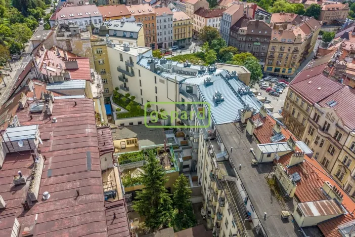 Pronájem bytu 1+kk, Praha, Krymská, 24 m2