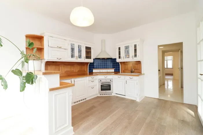 Pronájem bytu 3+1, Praha - Vinohrady, Vinohradská, 105 m2