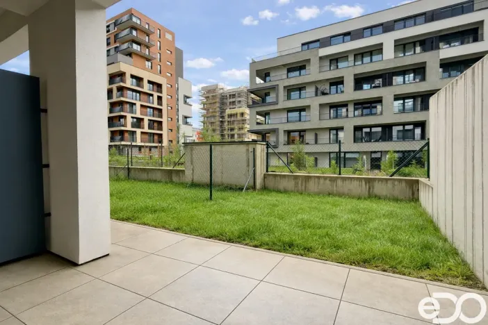 Pronájem bytu 1+kk, Praha, Poděbradská, 33 m2