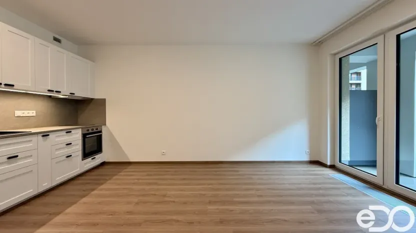 Pronájem bytu 1+kk, Praha, Poděbradská, 33 m2