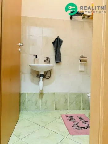 Prodej bytu 4+kk, Milovice, Kaštanova, 92 m2