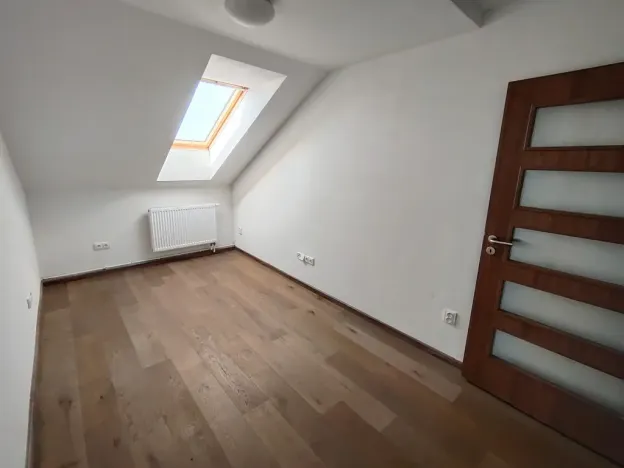 Pronájem bytu 3+kk, Olomouc, tř. Svornosti, 83 m2