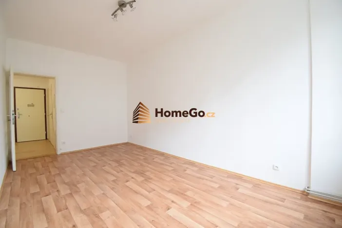 Pronájem bytu 2+1, Praha - Nusle, U gymnázia, 59 m2