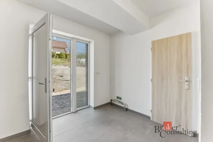 Prodej rodinného domu, Mladé Buky - Hertvíkovice, 264 m2