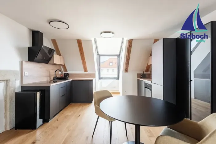 Prodej bytu 2+kk, Praha - Jinonice, Řeporyjská, 84 m2