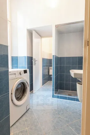 Pronájem bytu 2+kk, Praha - Holešovice, Letohradská, 43 m2