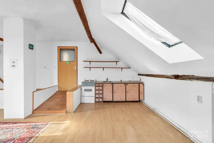 Prodej rodinného domu, Stěžery, 275 m2