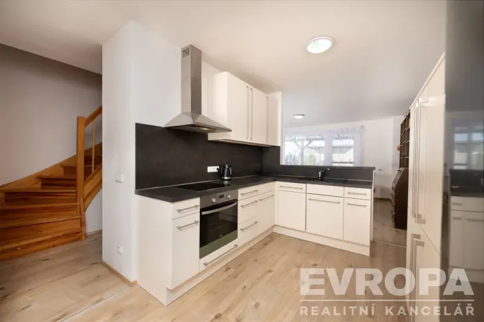 Prodej rodinného domu, Buštěhrad, Ořešín, 130 m2