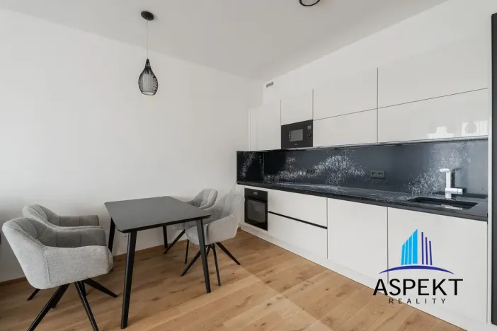 Pronájem bytu 2+kk, Praha - Bubeneč, Vítězné náměstí, 62 m2