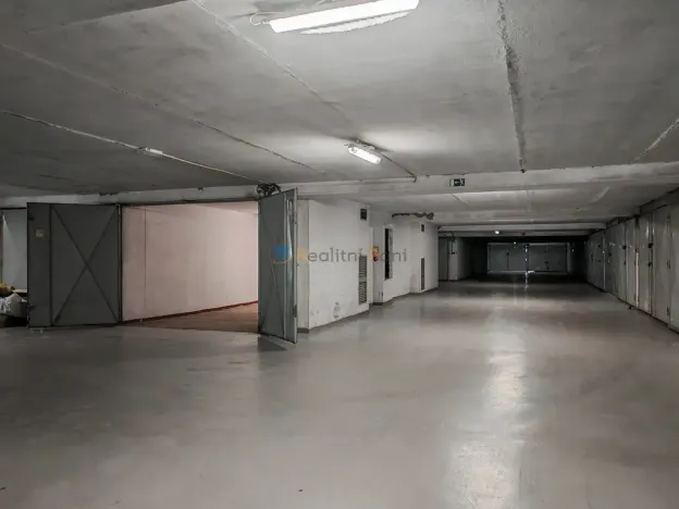 Prodej garáže, Praha - Stodůlky, Nušlova, 18 m2