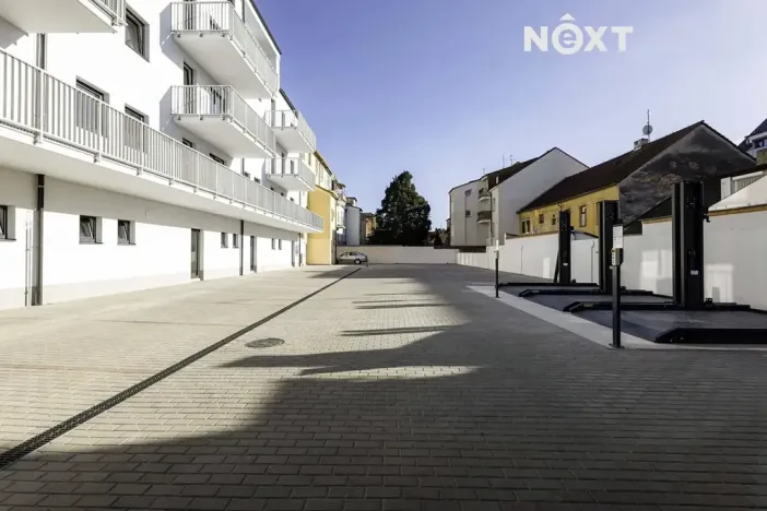 Pronájem bytu 2+kk, České Budějovice, Nádražní, 37 m2