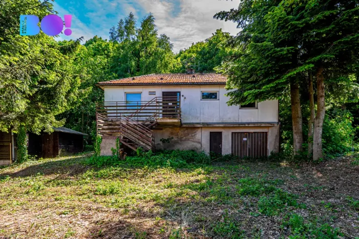 Prodej apartmánu, Hranice - Hranice VIII-Středolesí, 4586 m2