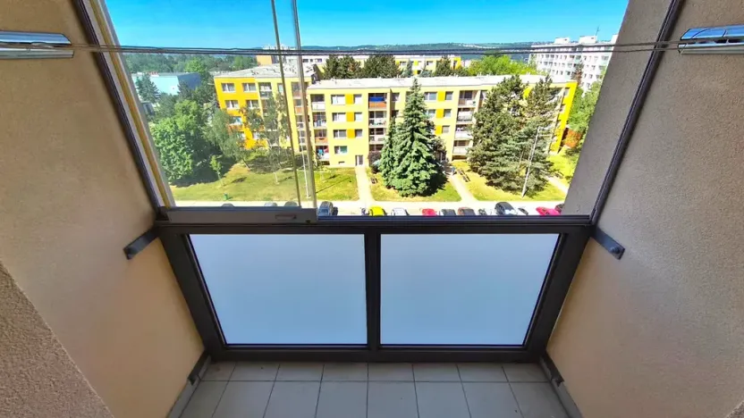 Pronájem bytu 3+1, Praha - Modřany, Vokrojova, 78 m2