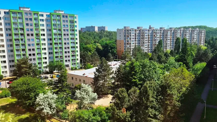 Pronájem bytu 3+1, Praha - Modřany, Vokrojova, 78 m2