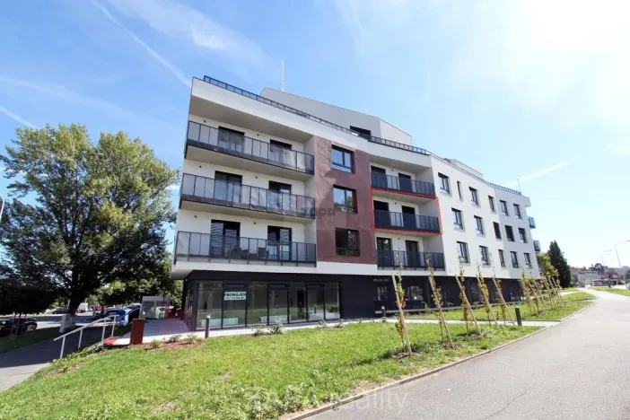 Pronájem garážového stání, Praha - Horní Měcholupy, Milánská, 21 m2