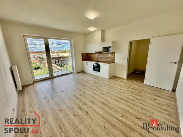 Pronájem bytu 1+kk, Brno - Trnitá, Křenová, 32 m2