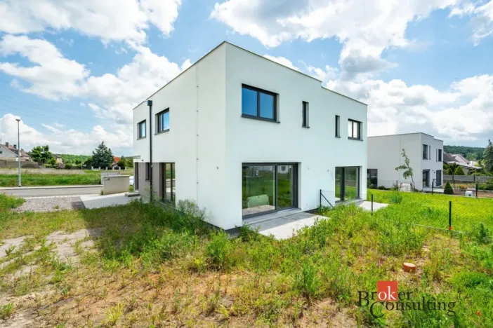 Pronájem rodinného domu, Dubí, Zahradní, 119 m2