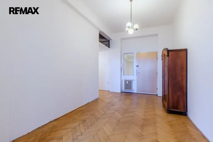 Prodej bytu 2+1, Praha - Bubeneč, náměstí Interbrigády, 95 m2