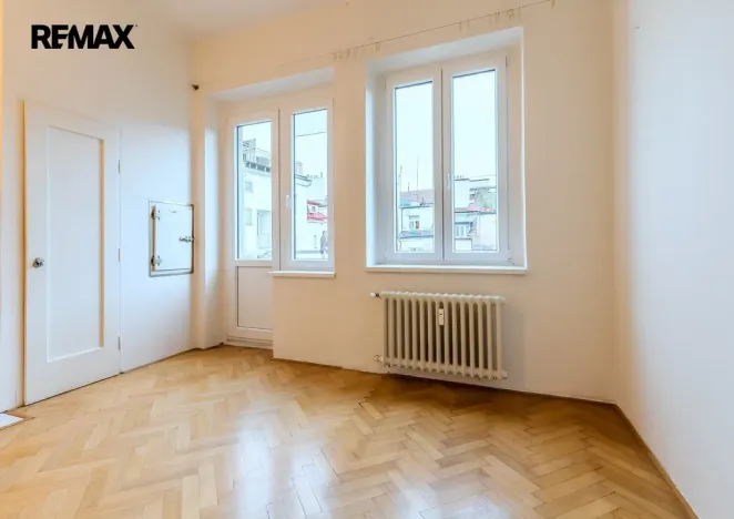 Prodej bytu 2+1, Praha - Bubeneč, náměstí Interbrigády, 95 m2