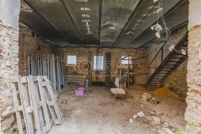 Prodej výrobních prostor, Stod, Domažlická, 9000 m2