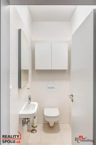 Pronájem bytu 4+kk, Praha - Karlín, U Mlýnského kanálu, 87 m2