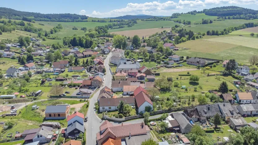 Prodej pozemku pro bydlení, Dlouhá Ves, 716 m2