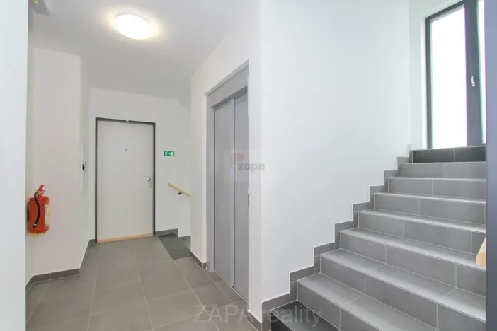 Pronájem bytu 2+kk, Praha - Bohnice, Pekařova, 43 m2