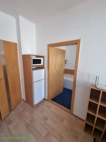 Pronájem bytu 1+1, Brno - Husovice, Elgartova, 32 m2
