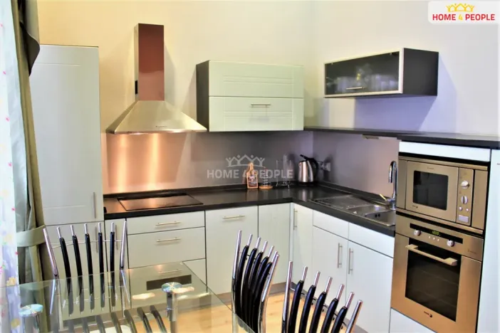 Prodej bytu 2+1, Karlovy Vary, Koptova, 66 m2