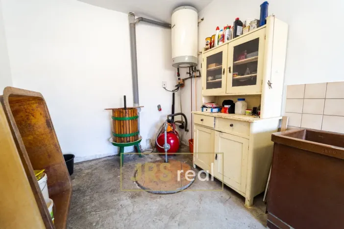 Prodej rodinného domu, Valtice - Úvaly, 101 m2