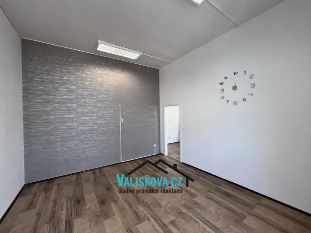 Pronájem obchodního prostoru, Kroměříž, Riegrovo náměstí, 130 m2