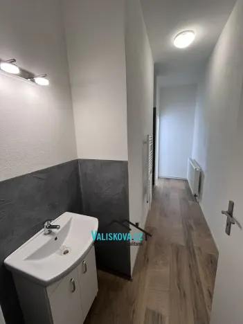 Pronájem obchodního prostoru, Kroměříž, Riegrovo náměstí, 130 m2