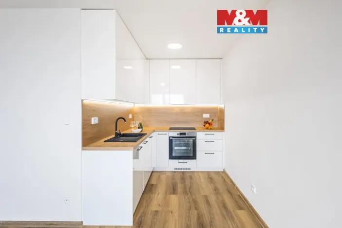 Pronájem bytu 2+kk, Mladá Boleslav - Mladá Boleslav II, Jana Palacha, 42 m2