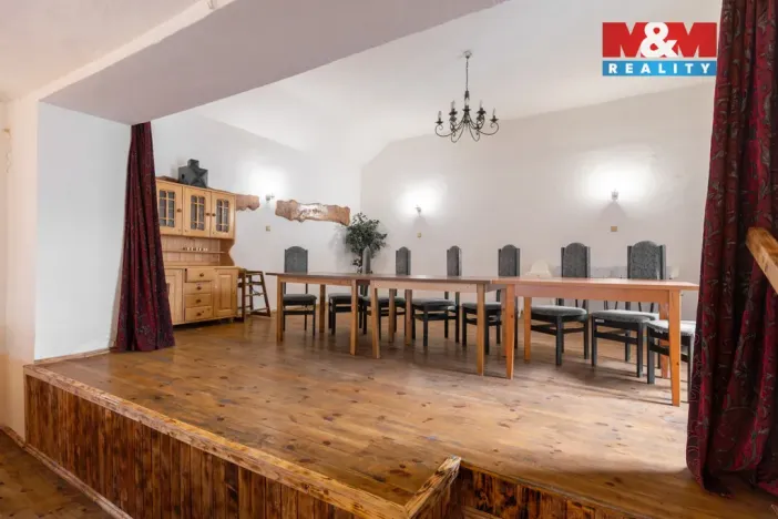 Pronájem restaurace, Třinec - Guty, 420 m2