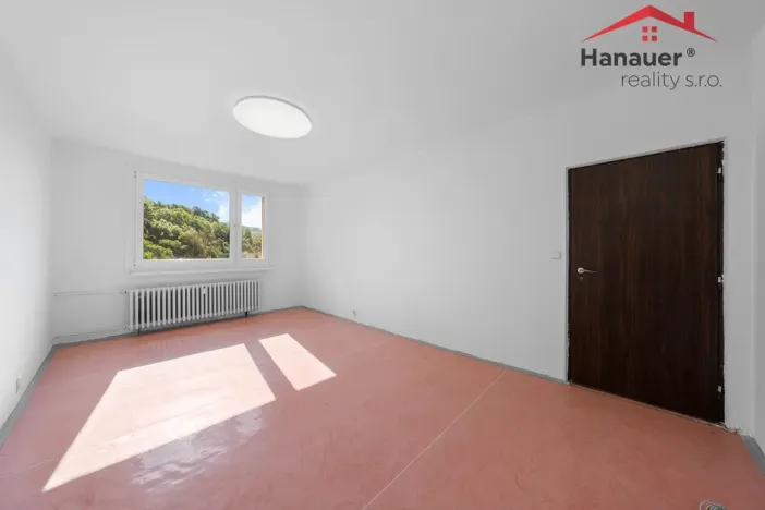 Prodej bytu 3+1, Povrly, Sídliště II, 84 m2