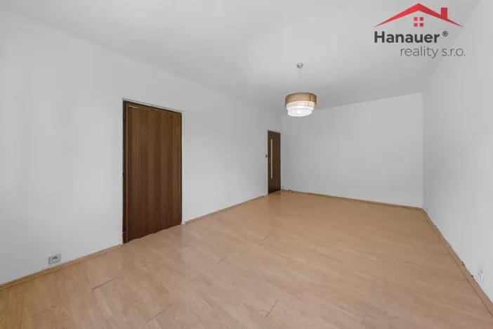 Prodej bytu 3+1, Povrly, Sídliště II, 84 m2