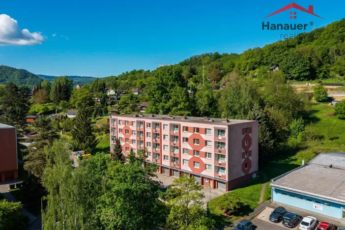 Prodej bytu 3+1, Povrly, Sídliště II, 84 m2