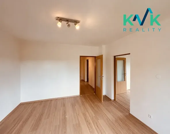 Pronájem bytu 3+1, Karlovy Vary, Dalovická, 64 m2