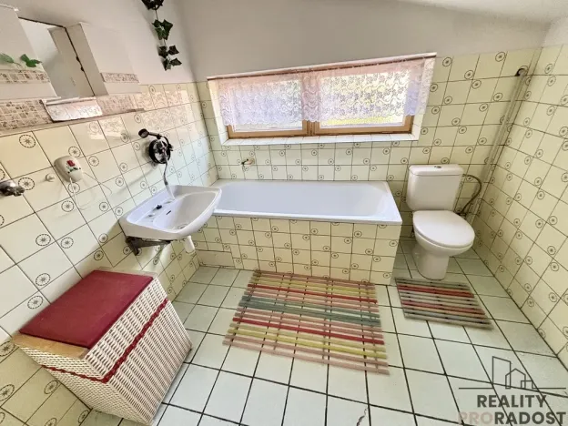 Prodej rodinného domu, Lipov, 140 m2