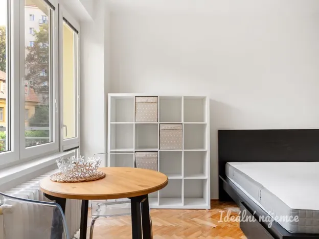 Pronájem bytu 1+1, Praha - Nusle, Boleslavova, 34 m2