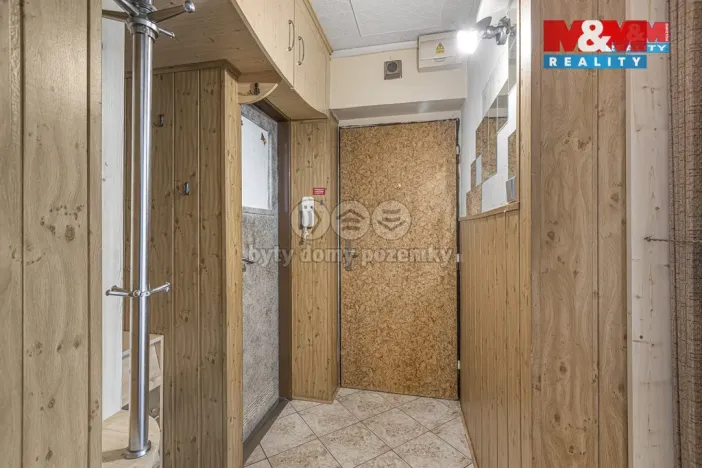 Pronájem bytu 2+1, Hradec Králové, Labská kotlina, 56 m2