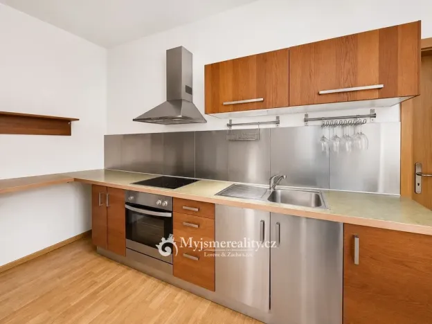 Prodej bytu 2+kk, Znojmo, Vídeňská třída, 71 m2