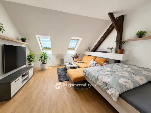 Prodej bytu 2+kk, Znojmo, Vídeňská třída, 71 m2