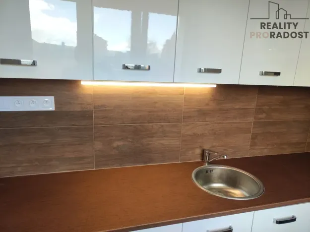 Prodej bytu 2+1, Kadaň, Chomutovská, 53 m2